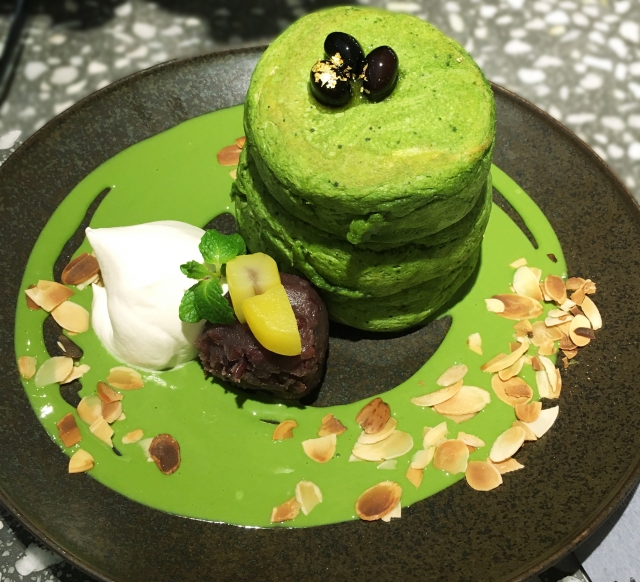 京都のカフェ 抹茶パンケーキ